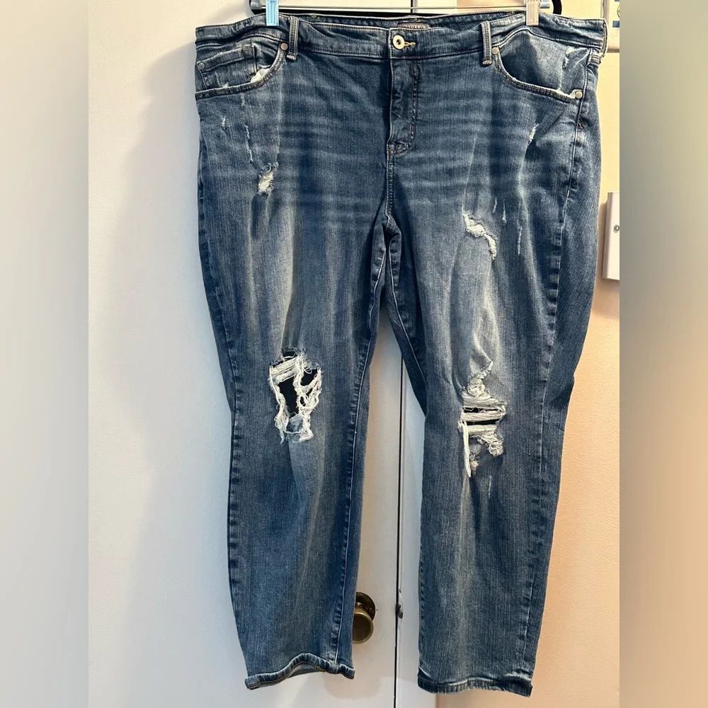 Torrid distressed jeans